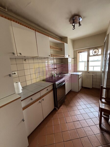 Apartament 3 camere Decebal stradal